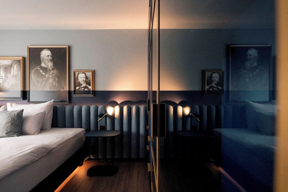 Wellnesshotel Wittelsbach Standard Double Room 7