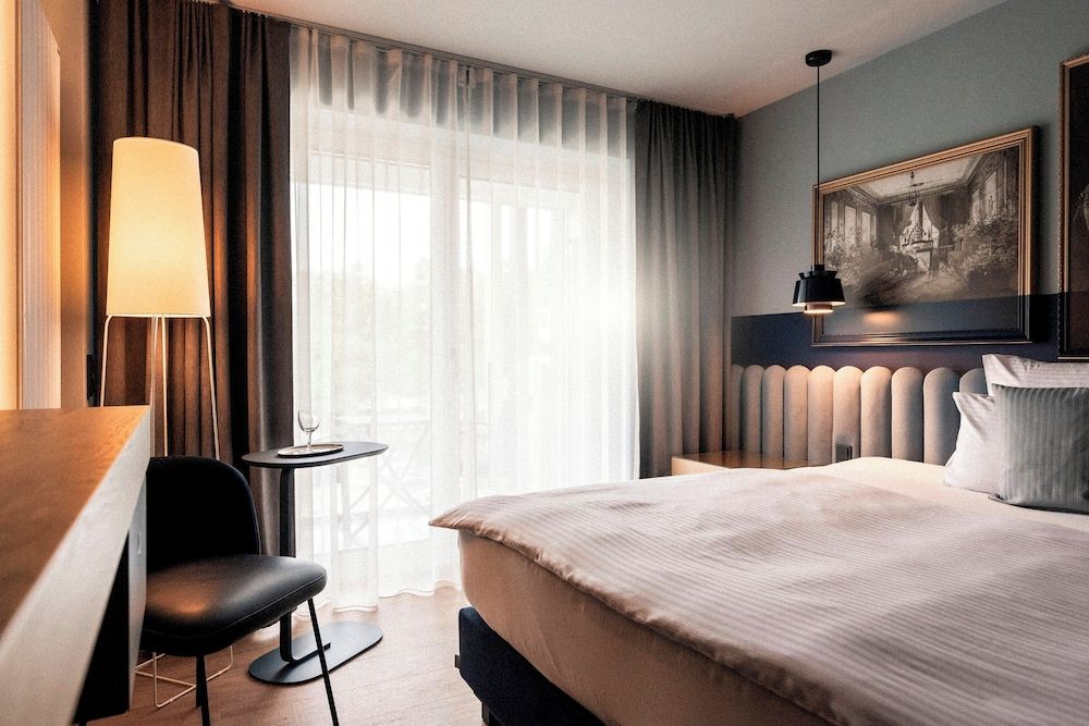 Wellnesshotel Wittelsbach Standard Double Room 6