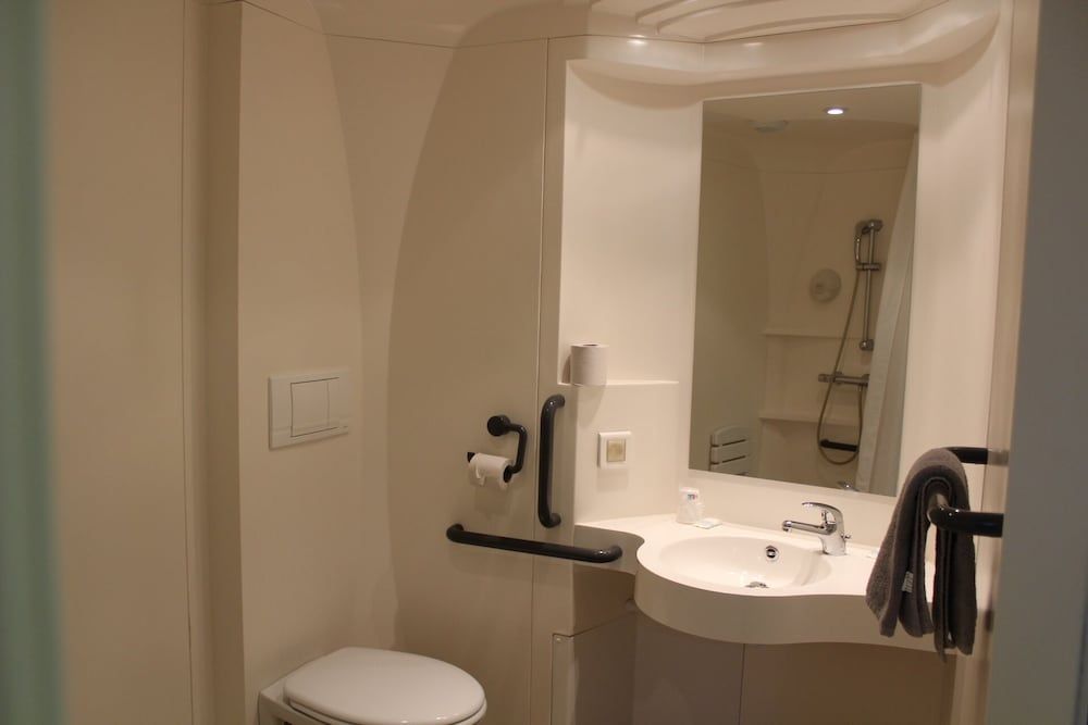 Le Grand Couvent de Gramat Double Room 5