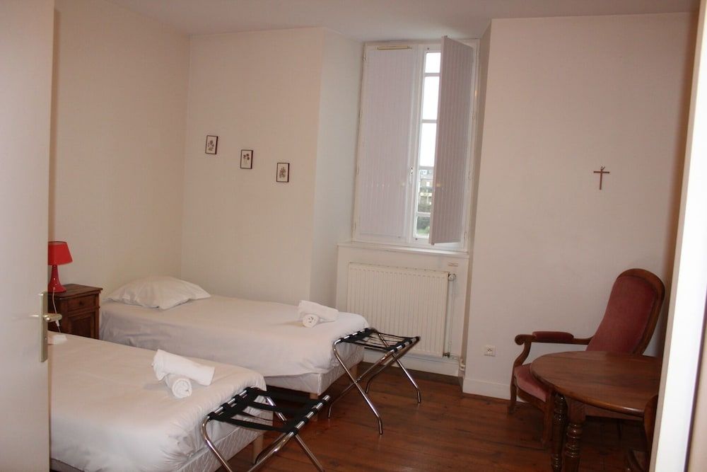 Le Grand Couvent de Gramat Double or Twin Room 4