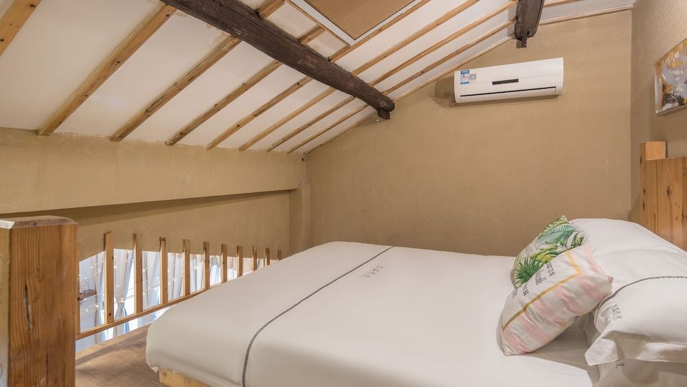 Deluxe Double Room (Mainland-Chinese Citizen Only)