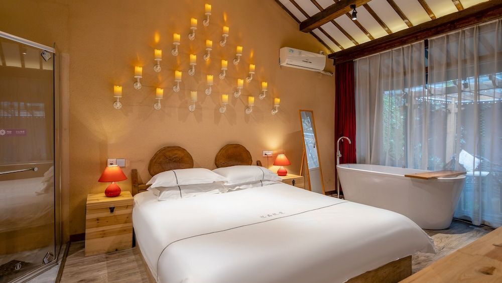 Floral Hotel Yipin Visual Arts Xitang Signature Double Room (Mainland-Chinese Citizen Only)