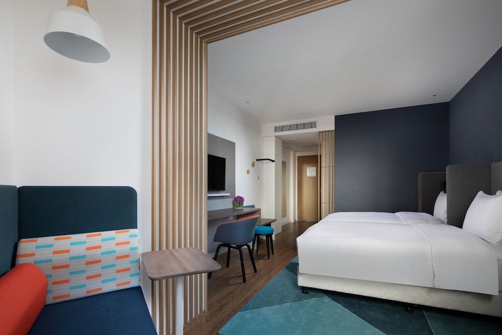 Standard Room, 2 Twin Beds, City View