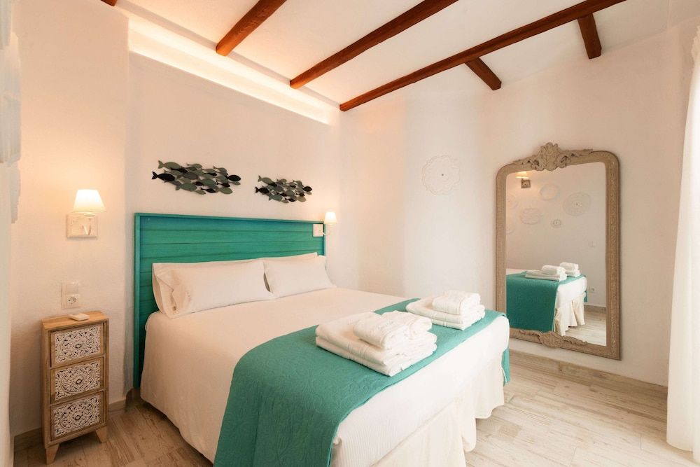 Casa Esmeralda Luxury Boutique Apartments Old Town Luxury Apartment, Terrace 2