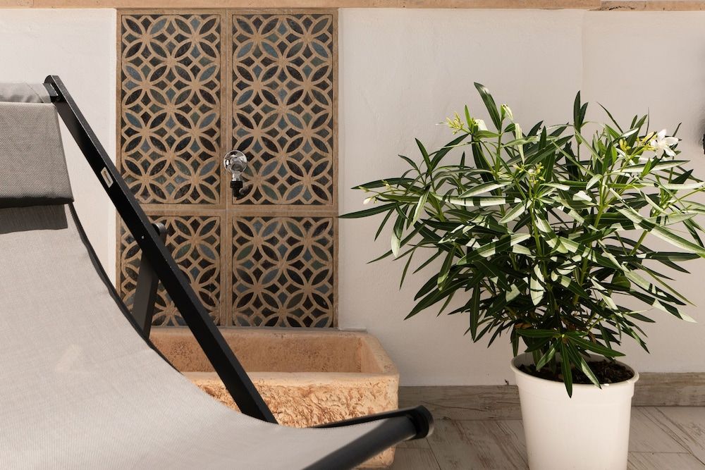 Casa Esmeralda Luxury Boutique Apartments Old Town Luxury Apartment, Terrace 6