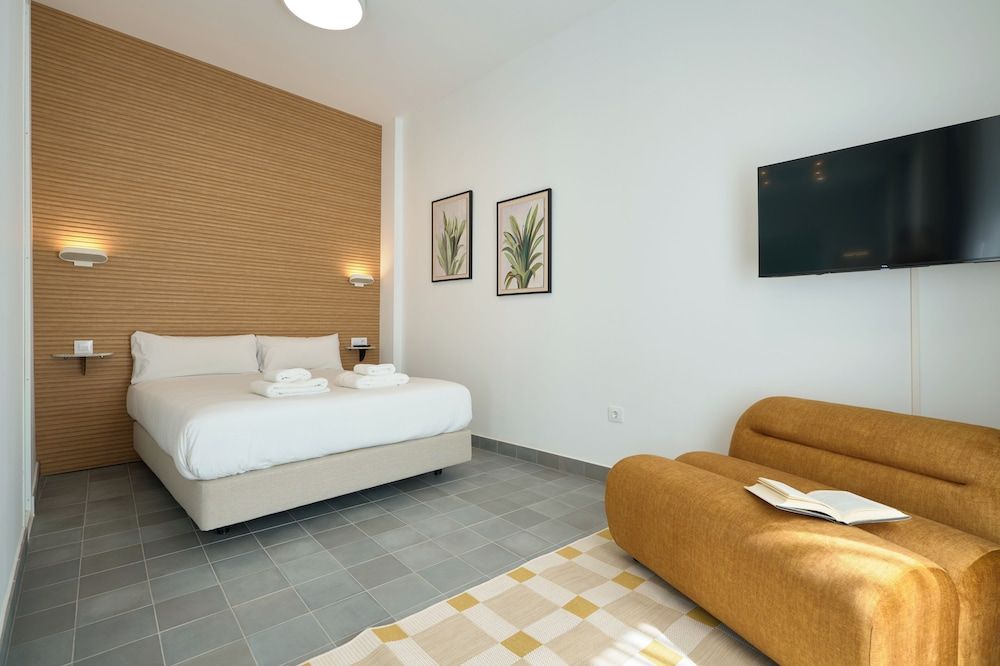 Naranjas y Limones, by Homing U