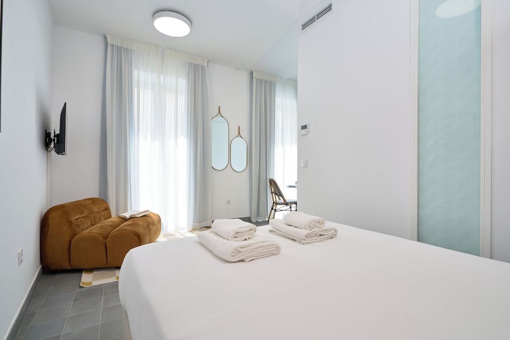 Signature Studio, 1 Double Bed, Kitchen