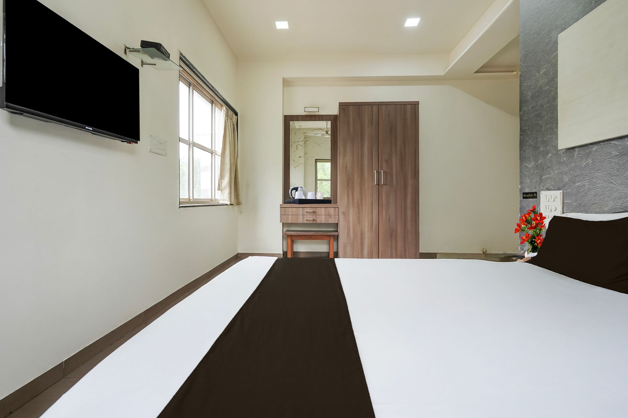 Collection O Sachivalaya Metro Station Gandhinagar Formerly Hotel Ghunghat Inn CLASSIC 14