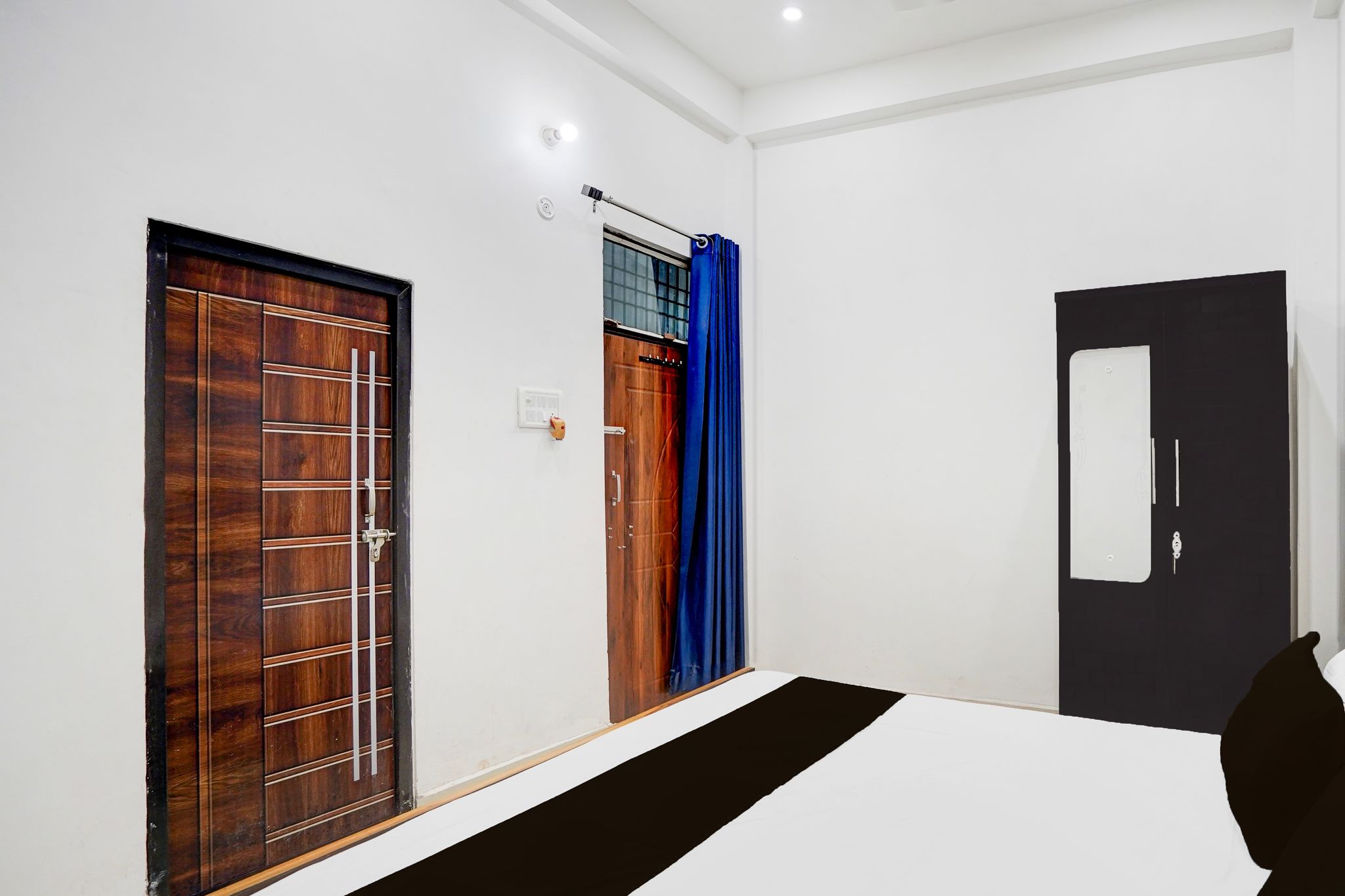 Super Hotel O Prayagraj Sangam Railway Junction Formerly Veni Madhv Inn CLASSIC 13