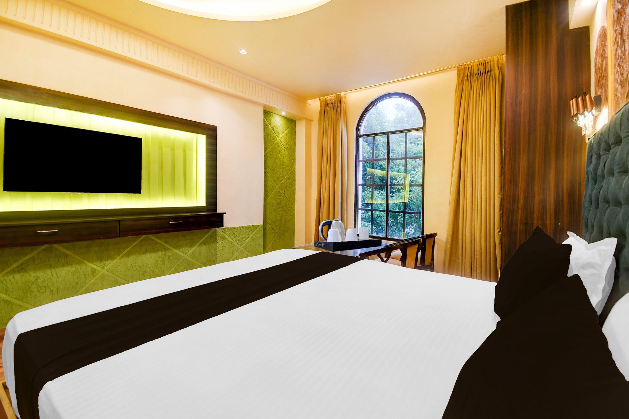 Super Townhouse Varanasi Railway Junction CLASSIC 5