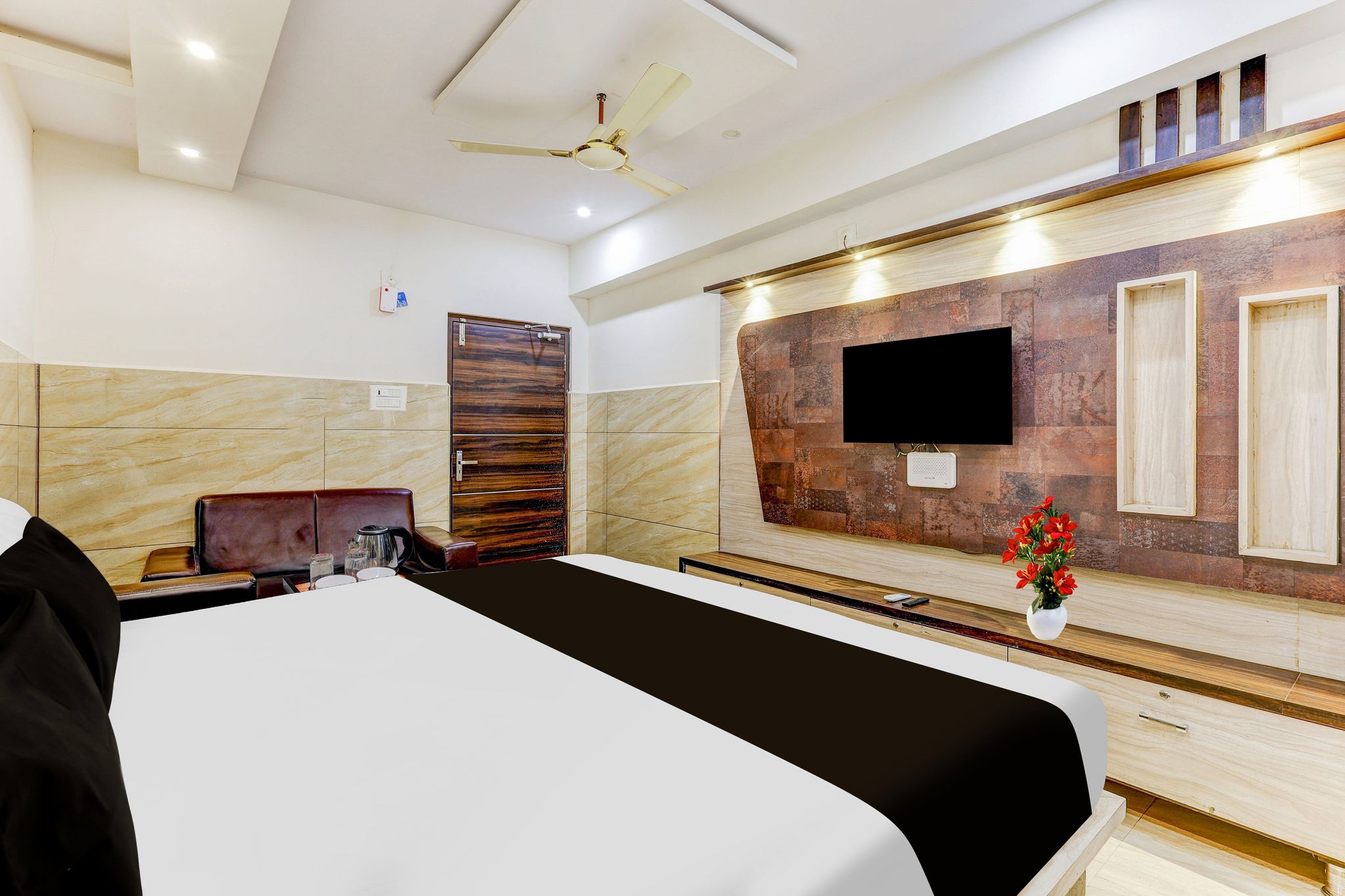 Hotel O Eluru Railway Station Formerly Sree Nitya Residency CLASSIC 2