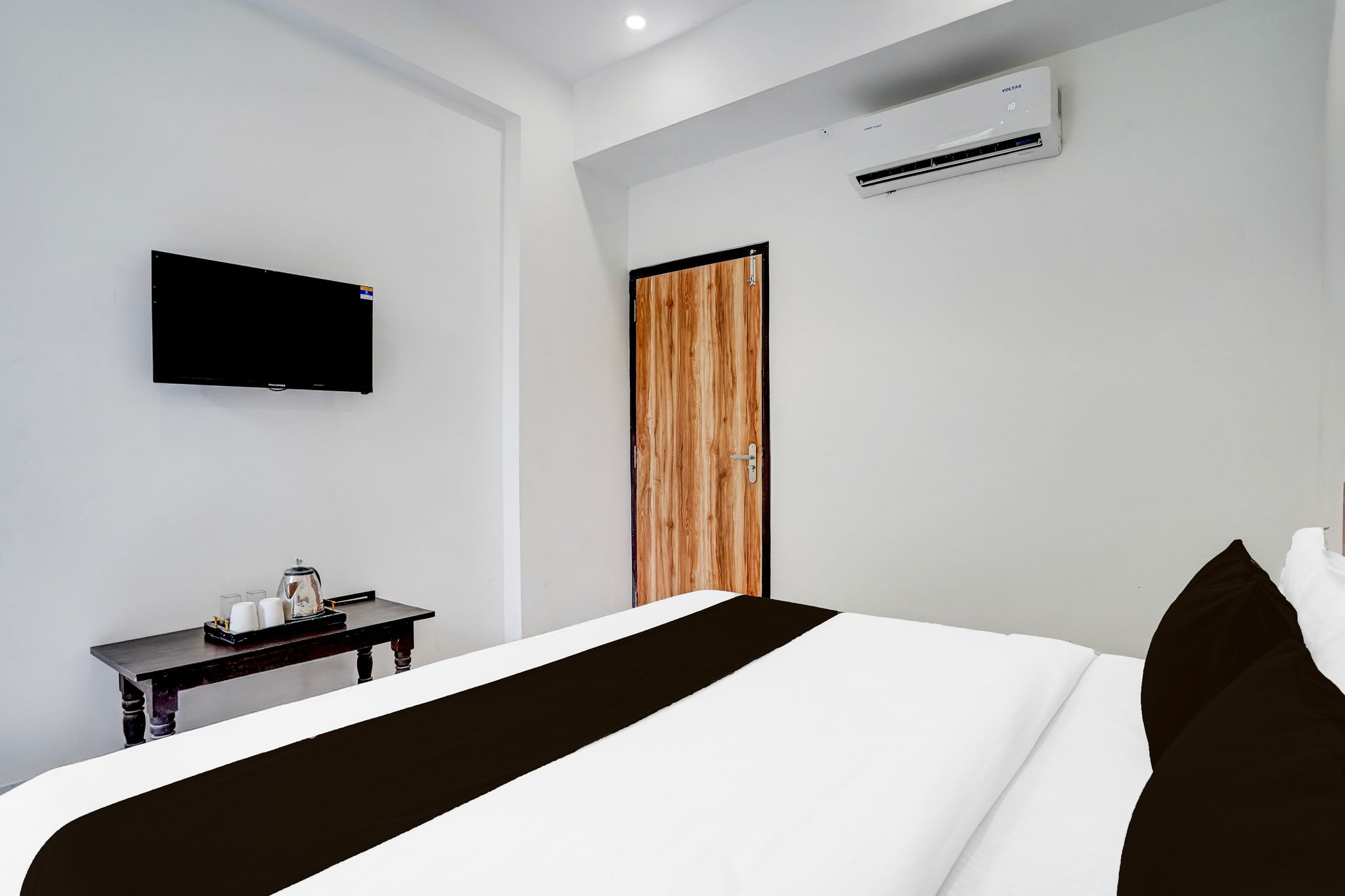 Super Collection O Iskcon Temple Mansarovar Formerly Chinar Inn CLASSIC 7