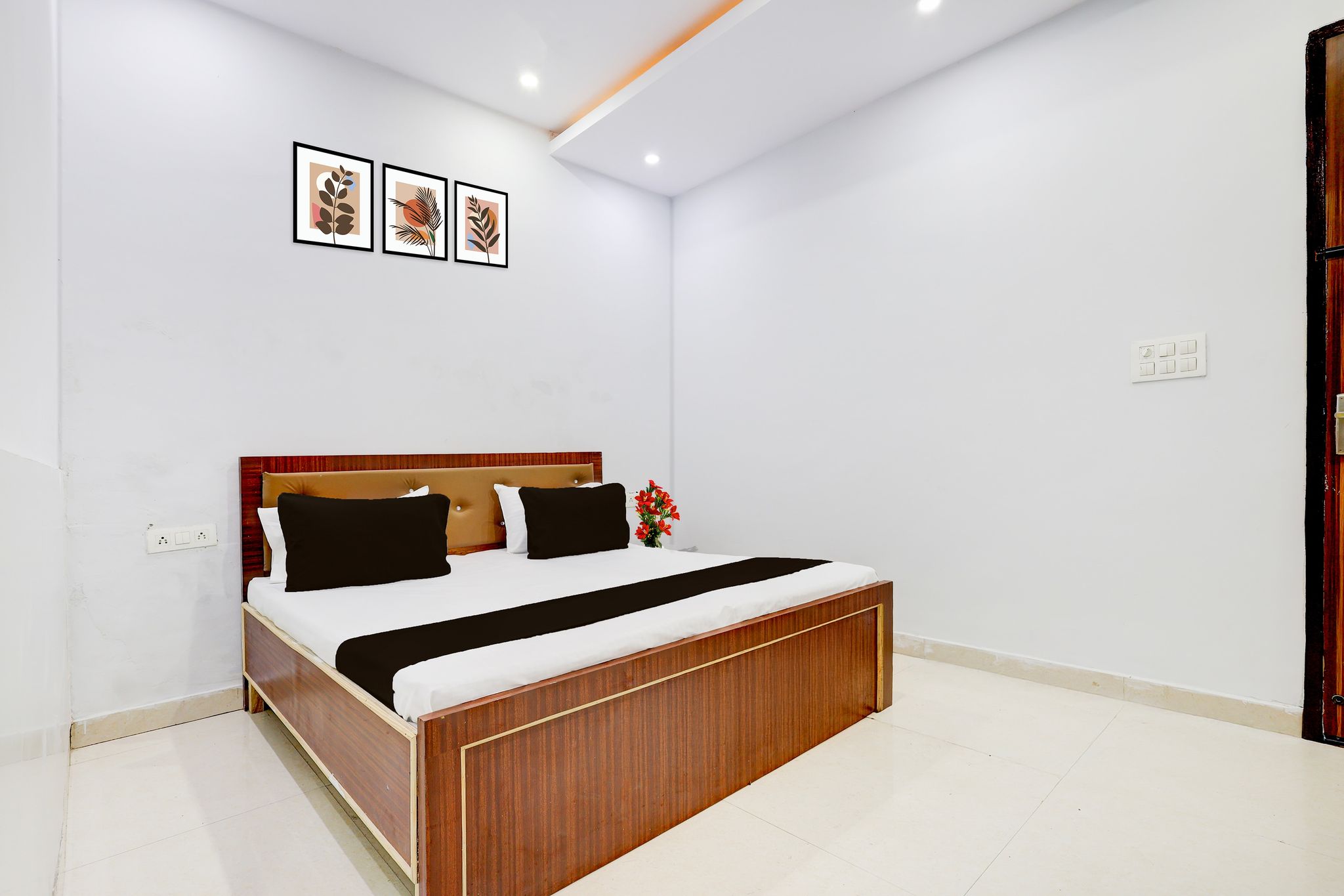 Super Hotel O Eden Garden Faridabad Formerly Ziva Stays CLASSIC 9