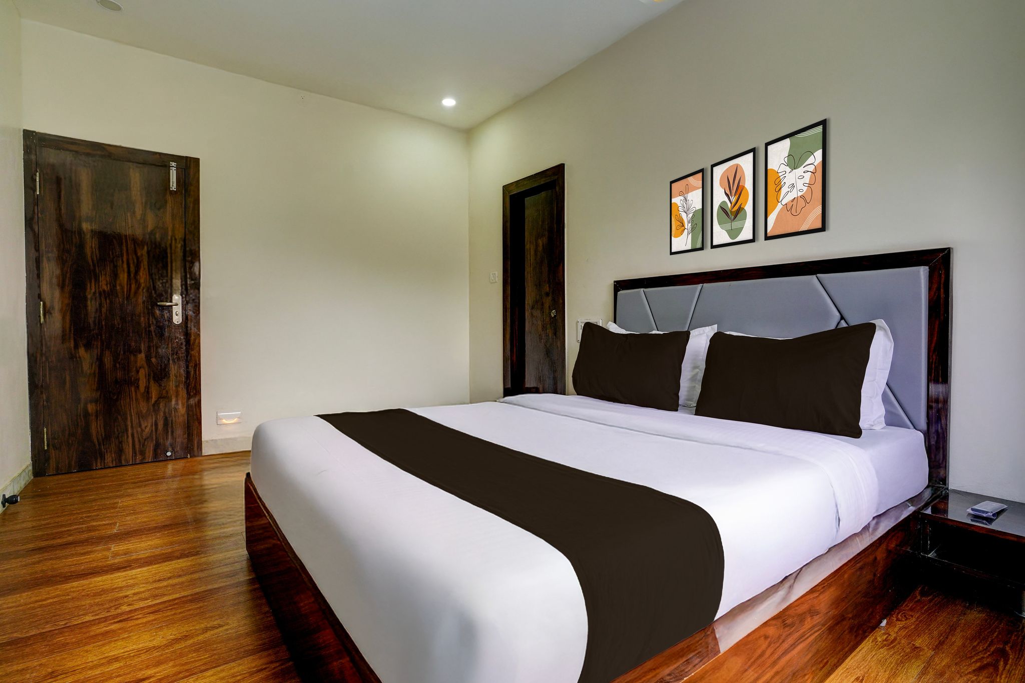 Super Collection O Shri Sai Baba Temple Formerly Hotel Maitreya Classic 7