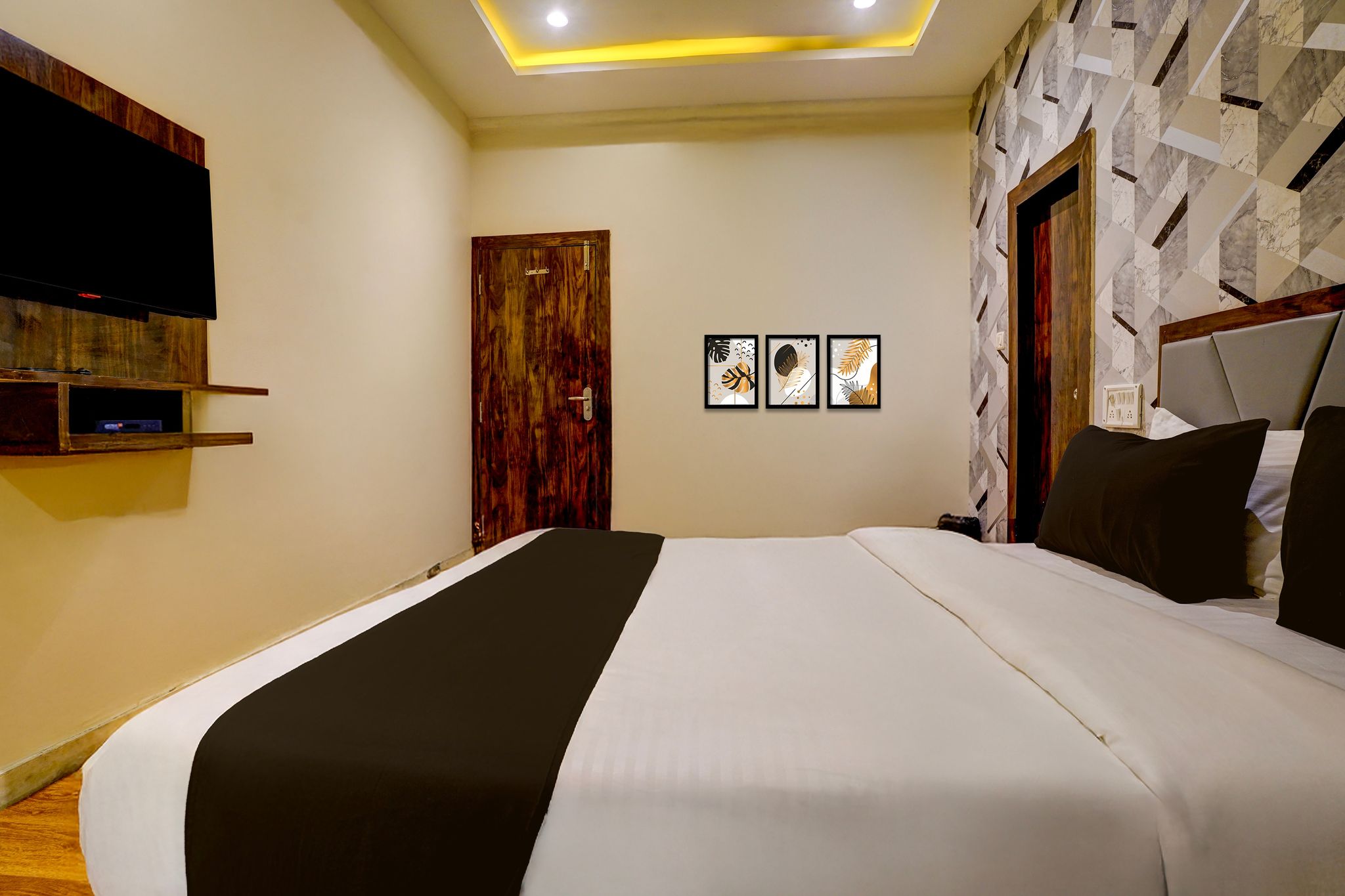 Super Collection O Shri Sai Baba Temple Formerly Hotel Maitreya Classic 9