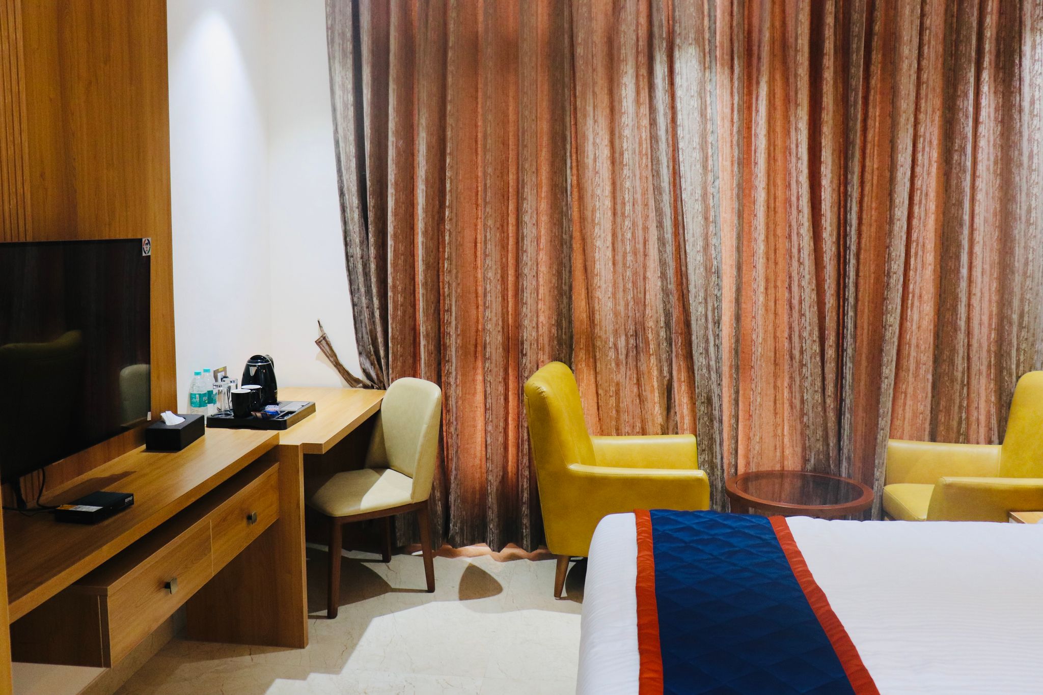 Myspace Hotel JMR Deluxe Room 2