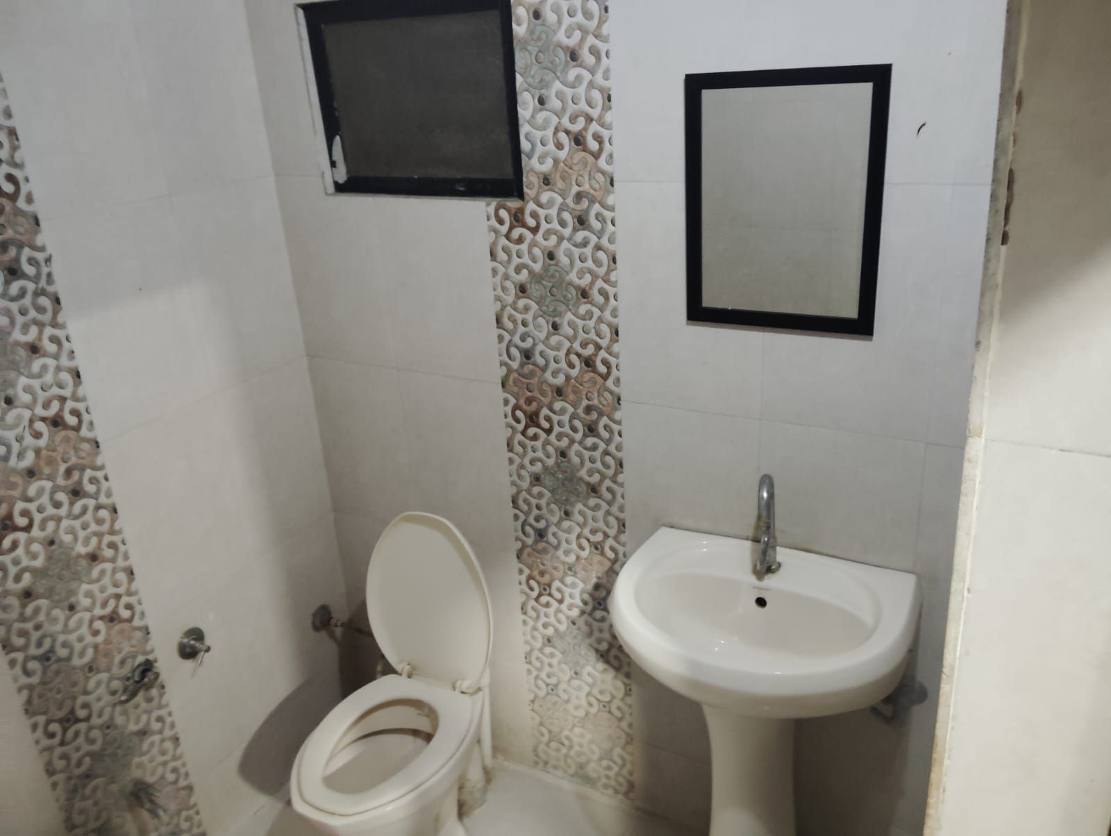 Standard Double Bed Non A/C Room