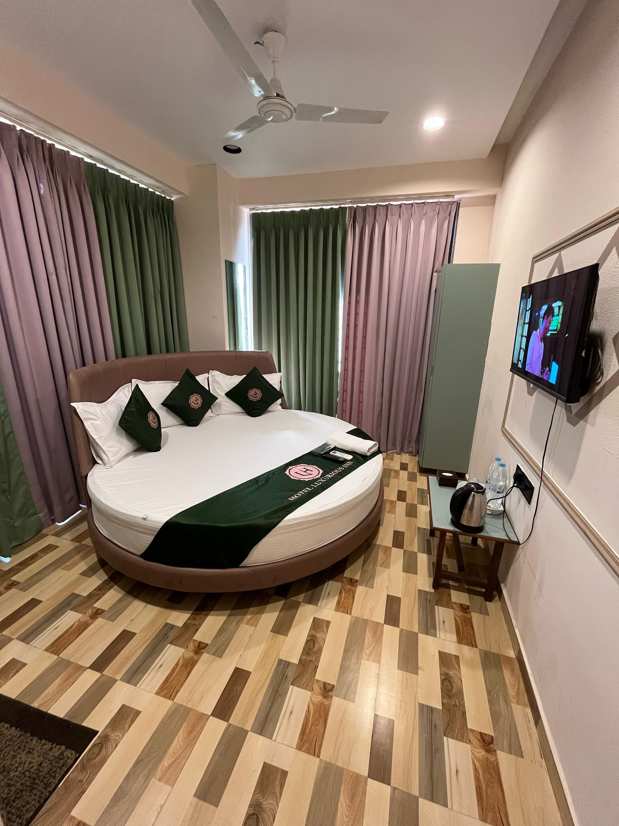 Premium Room