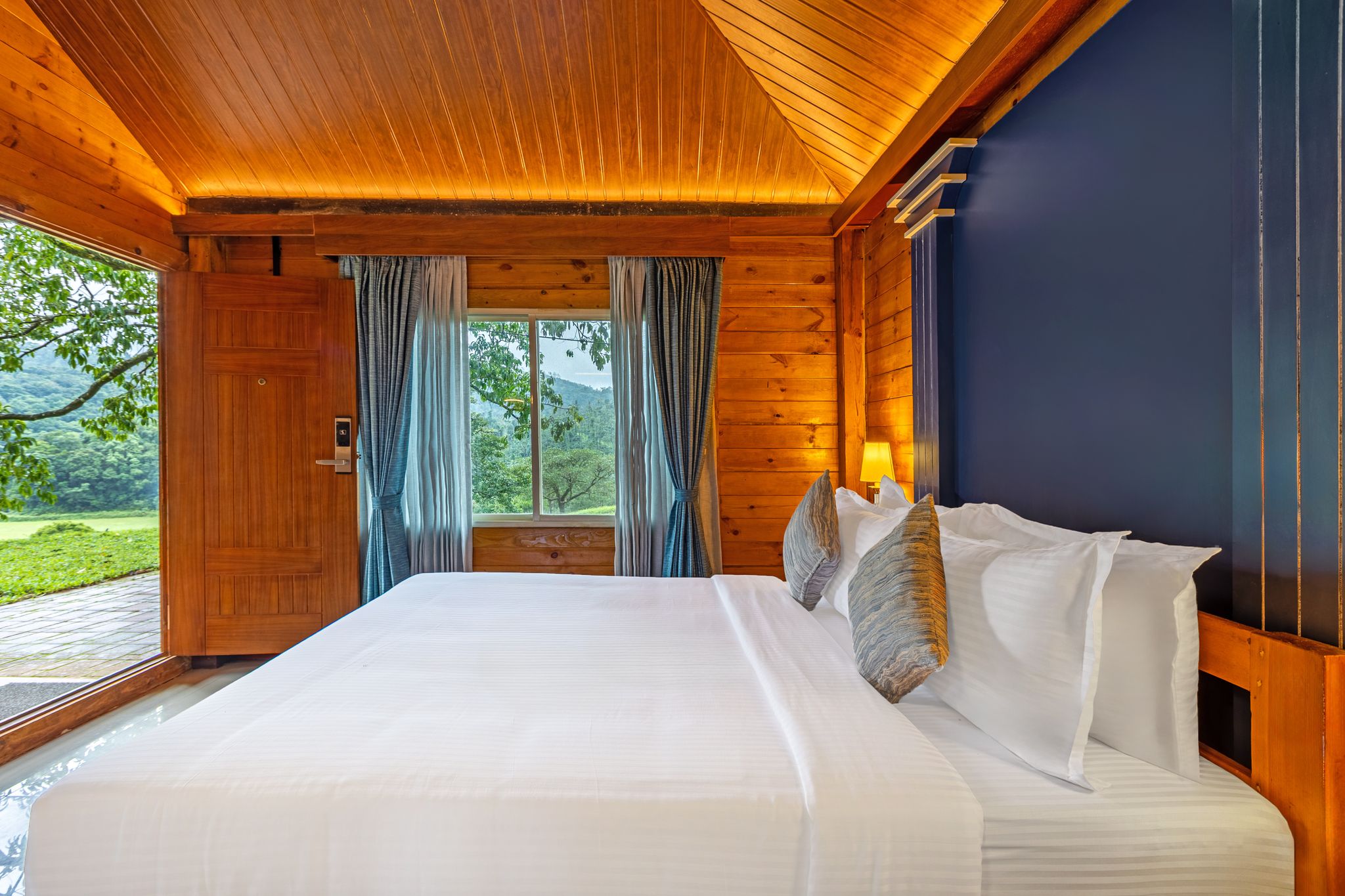 Sterling Kadumane Hills Sakleshpur  Valley View Premier Cottage with Sit out 5