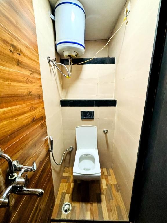 Fussion Homestay Double Deluxe Room 5