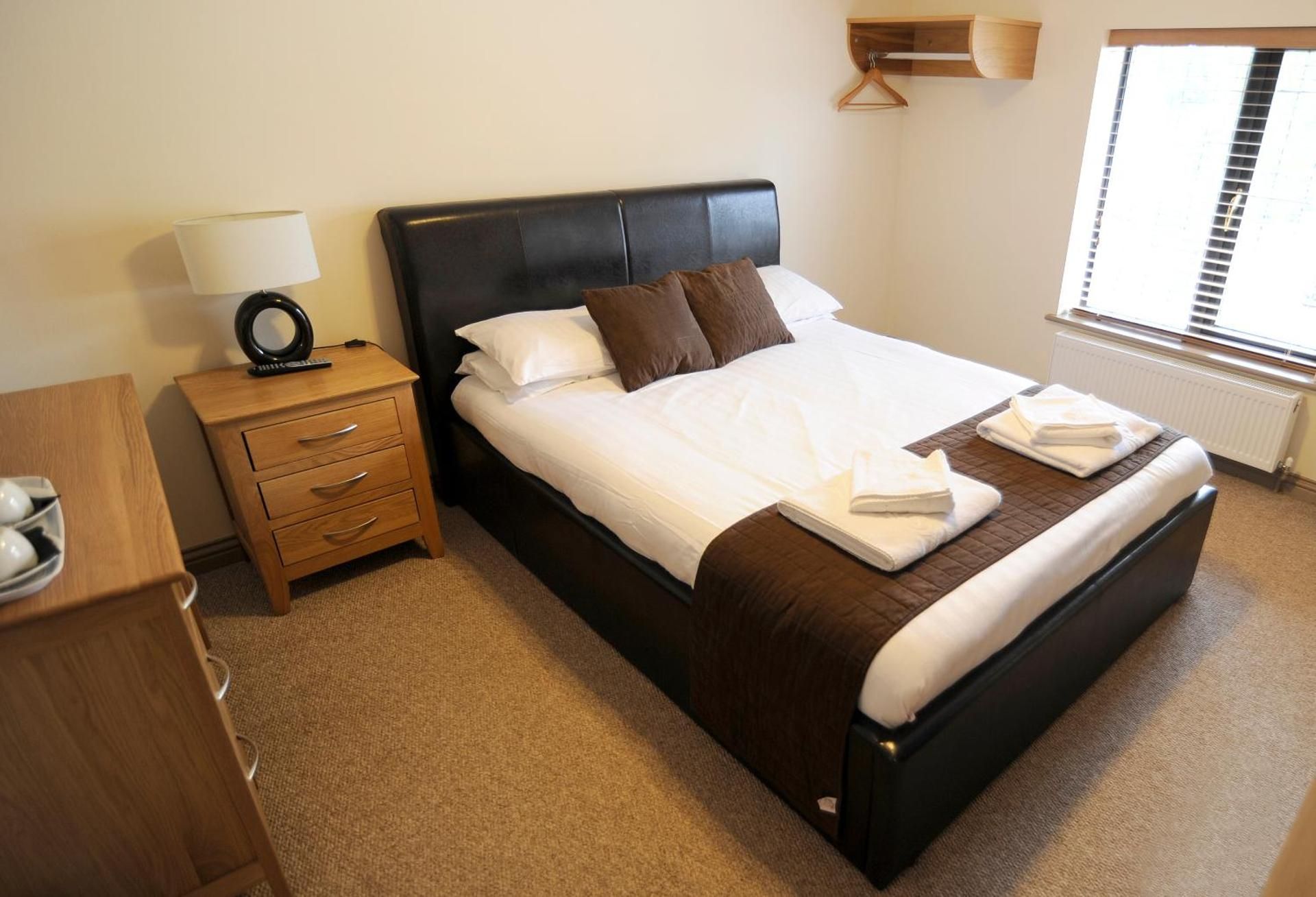 The Elm Tree Inn Classic Double Room 8