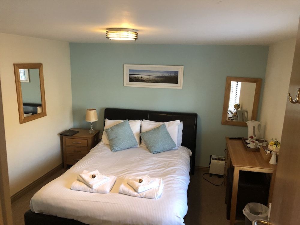 The Elm Tree Inn Classic Double Room