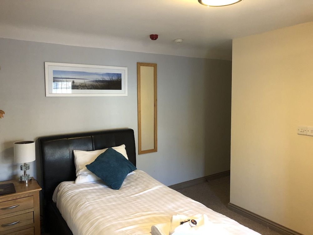 The Elm Tree Inn Double Room, Accessible 3