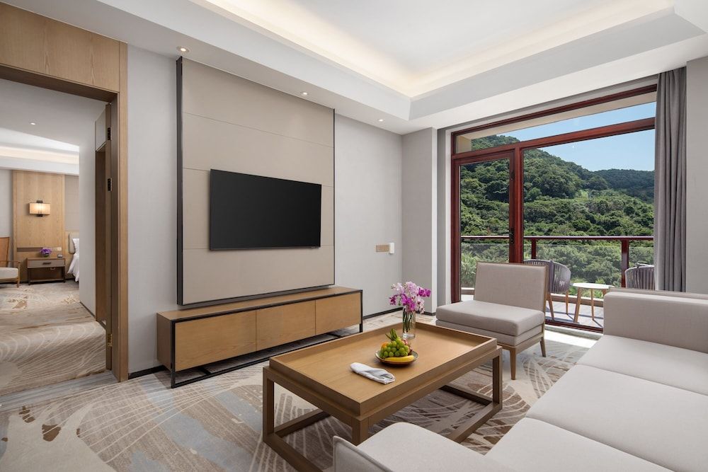 Crowne Plaza Zhoushan Seaview by IHG