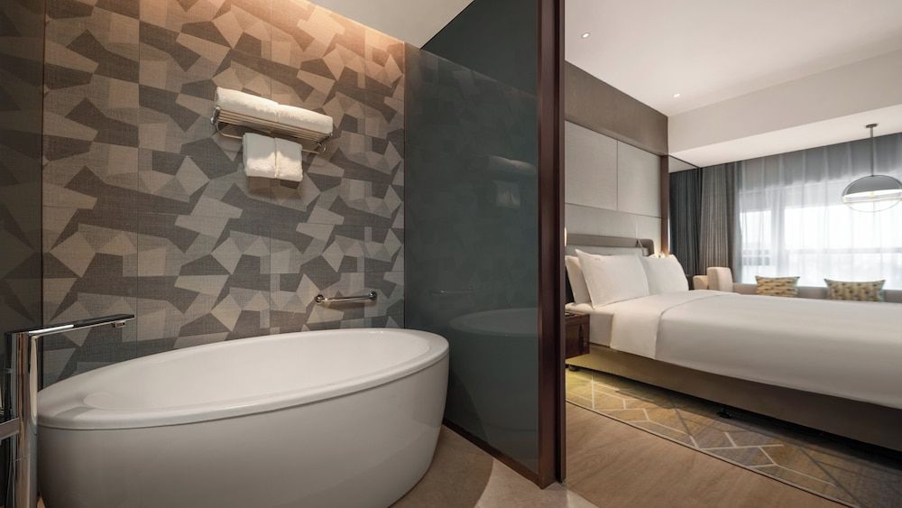 Holiday Inn Changchun Jingyue by IHG Suite, 1 Bedroom 3