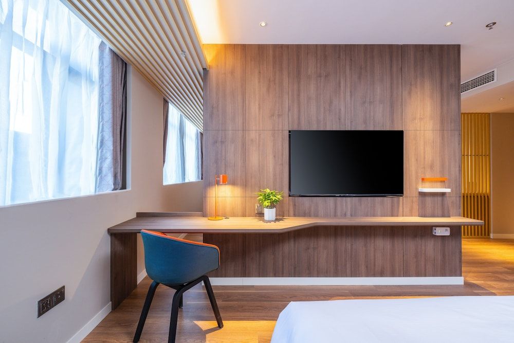 Room (Specialty)