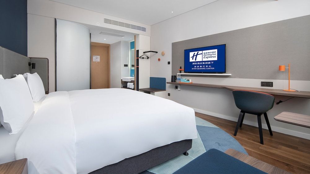 Standard Room, 1 King Bed