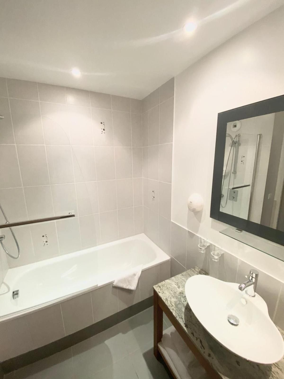 Quadruple Suite Room