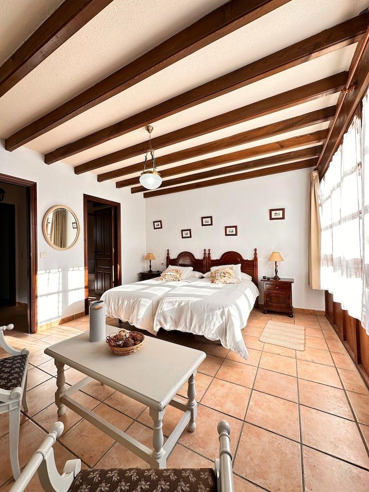 Comfort Double or Twin Room, Mountain View