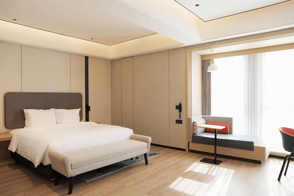 Standard Room, 1 King Bed (Up to 3 guests)