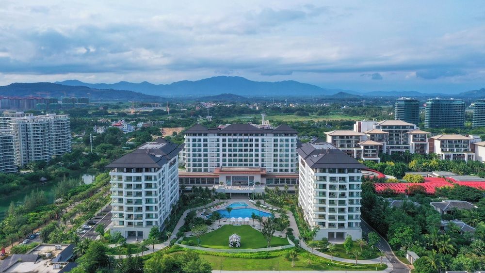 The Mermoon Resort Hainan Tufu Bay, Tapestry By Hilton Deluxe Room, 2 Twin Beds, Ocean View 5