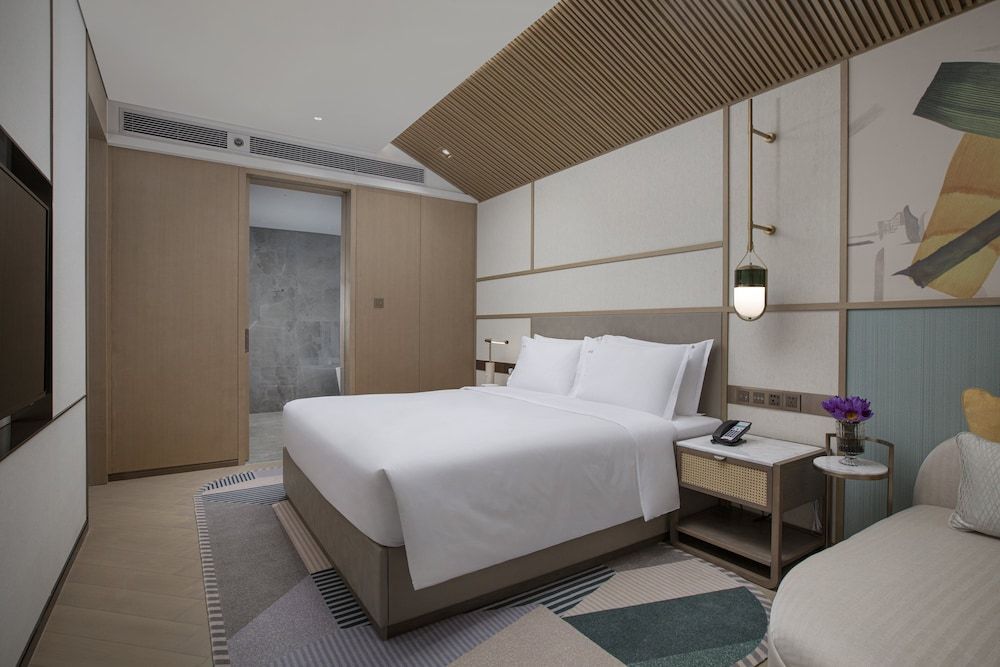 Holiday Inn Deqing Xinshi Ancient Town by IHG