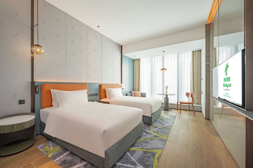 Holiday Inn Changchun Oriental Plaza by IHG Standard Room, 2 Twin Beds 2