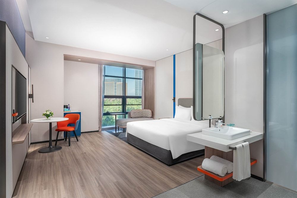 Standard Room, 1 King Bed, City View (Extra Floor Space)
