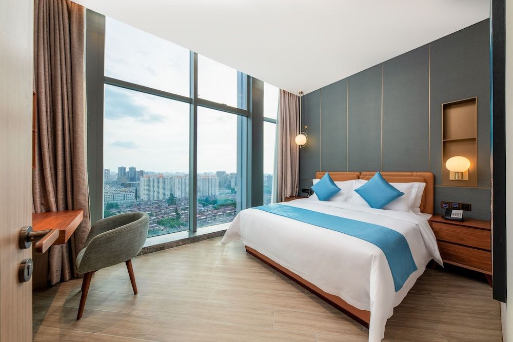 Two-Bedroom View Suite
