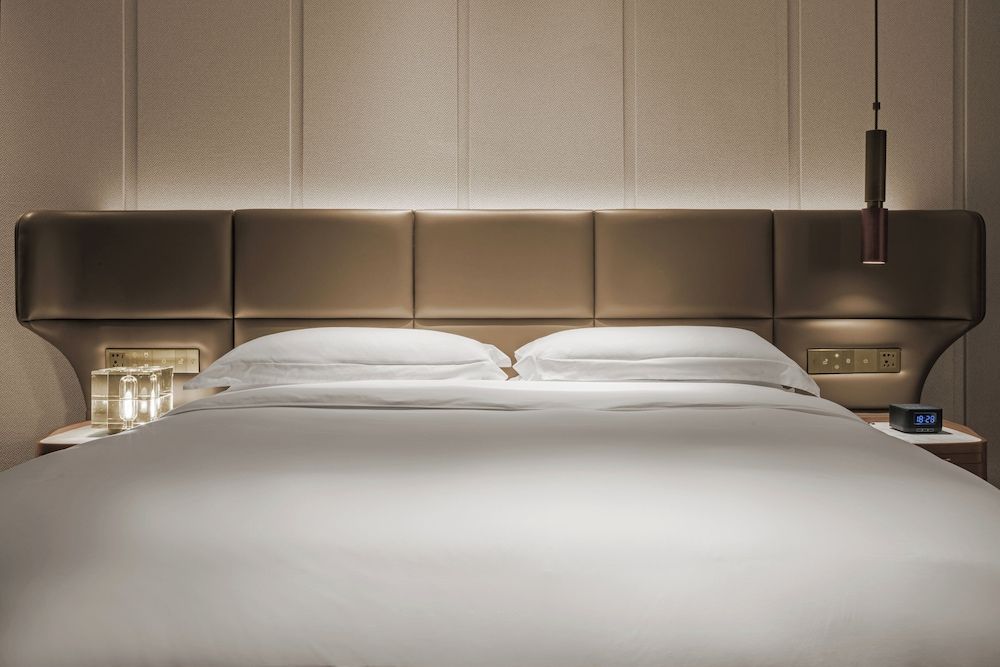 Premium Room, 1 King Bed, Corner