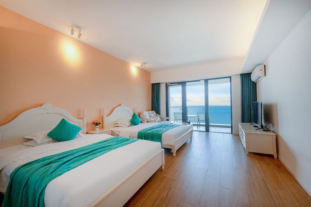 Superior Apartment, 2 Queen Beds, Sea View