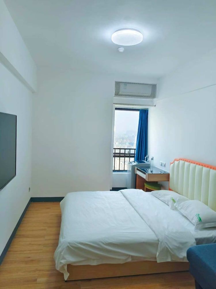 ManGo Holiday Internation Apartment Business Apartment 13