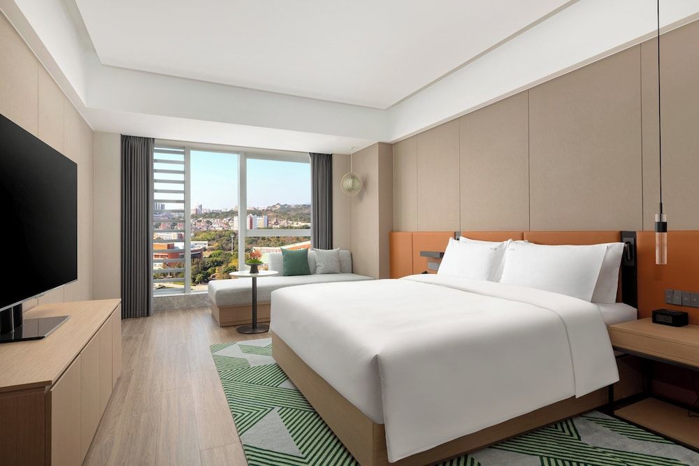 Holiday Inn Quanzhou Donghai by IHG Suite, 1 Bedroom (Dining Area)