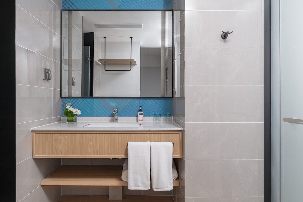 Holiday Inn Express Wenchang by IHG 2 Twin Standard Balcony 3