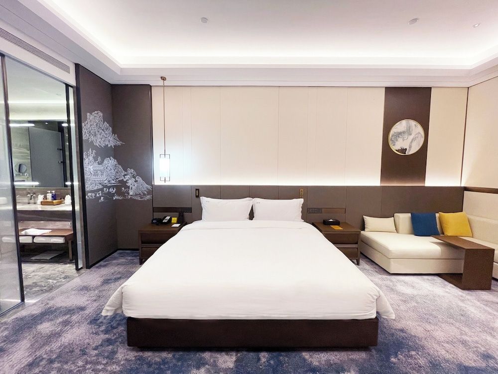 Premium Room, 1 King Bed