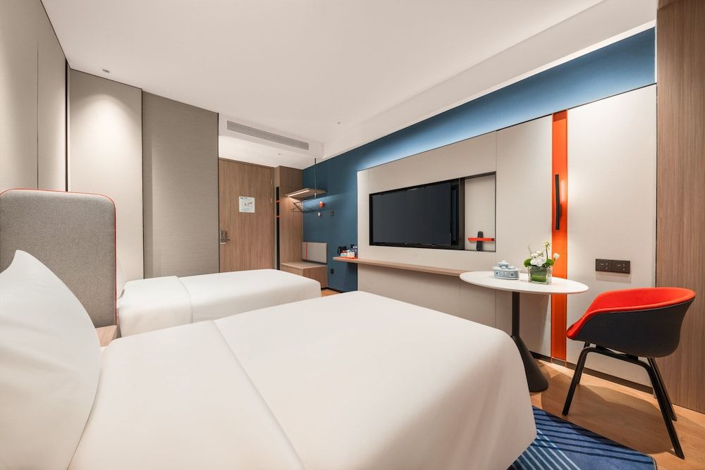 Holiday Inn Express Shantou Chenghai by IHG Standard Room 3