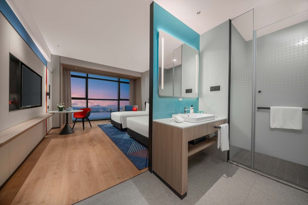 Holiday Inn Express Shantou Chenghai by IHG Standard Room, 2 Twin Beds, River View (Extra Floor Space) 2