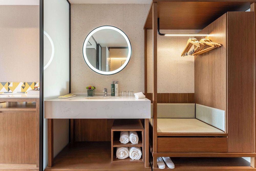 Hilton Garden Inn Huzhou High-Speed Railway Station Room, 1 King Bed, Accessible 3