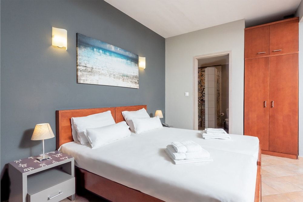 Comfort Room, Ground Floor