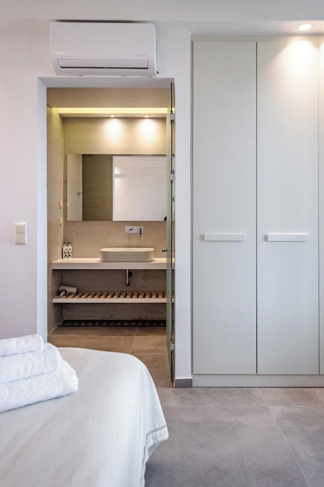 Sampatiki Suites - Seaview Luxury Suites With Breakfast And Spa Superior Apartment 11